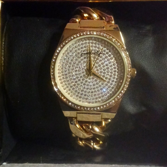 New Men's Watch- Gold and Rhinestones - Picture 1 of 1